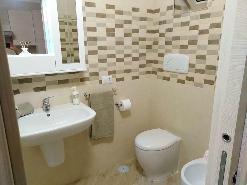 Suite Bb ตรานิ ภายนอก รูปภาพ